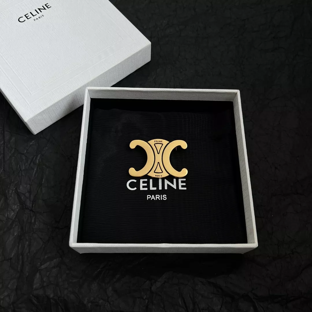 Celine Brooches Elegant 7560