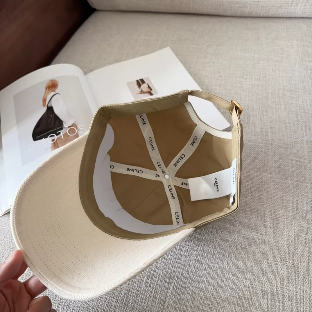 Celine Caps AllSeason 9756
