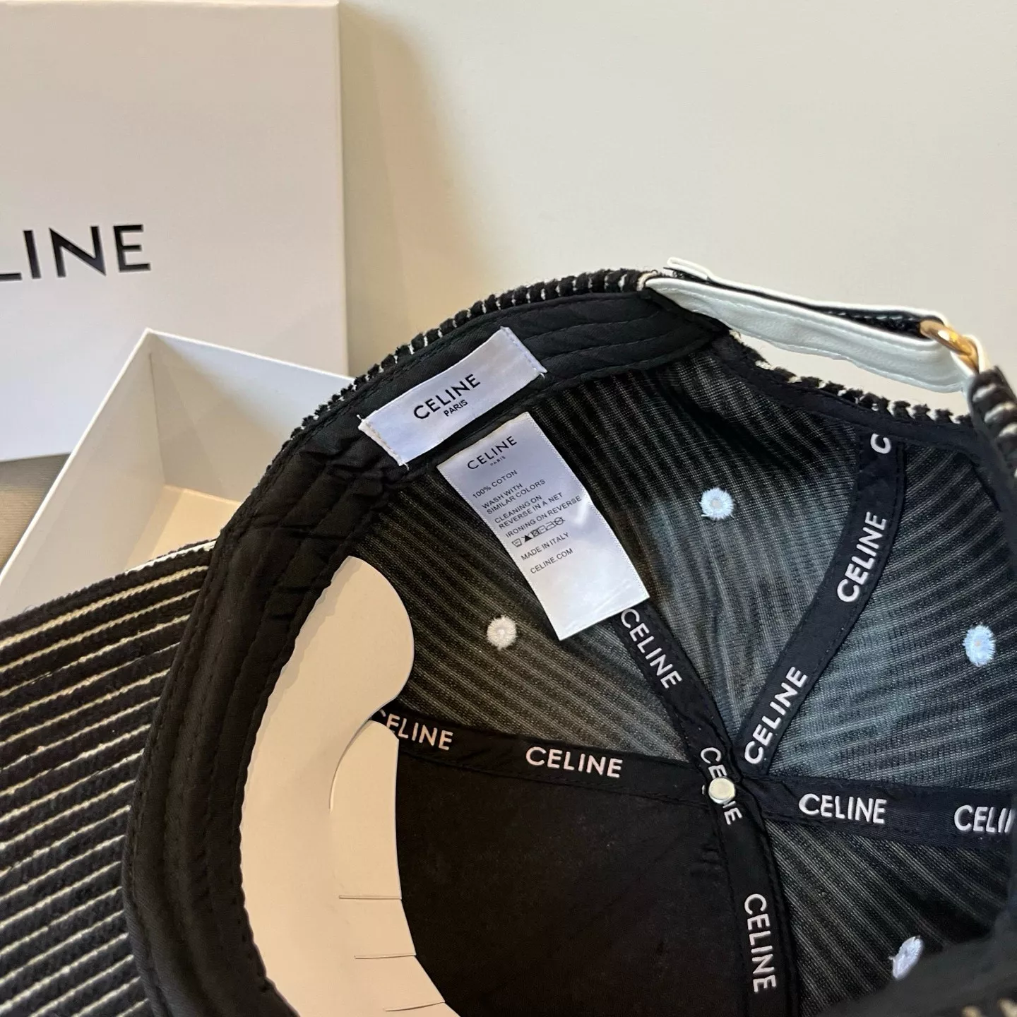Celine Caps Breathable 1728