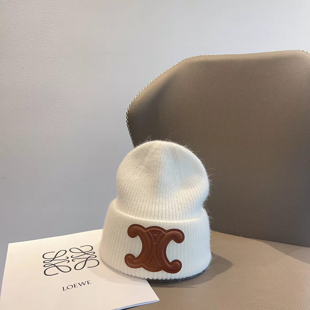 Celine Caps Breathable 3503