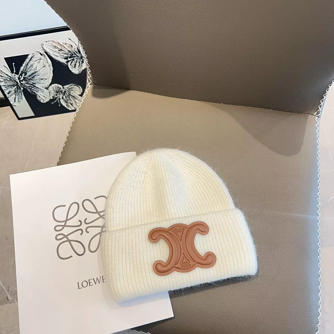 Celine Caps Breathable 3503
