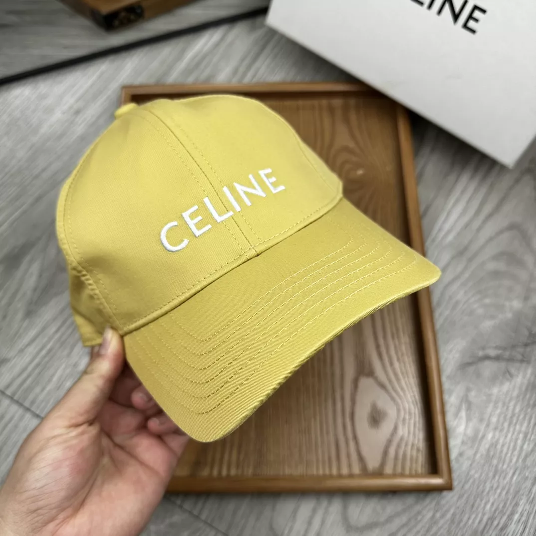 Celine Caps Classic 9135