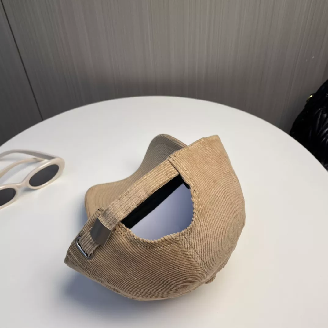 Celine Caps Comfortable 2022