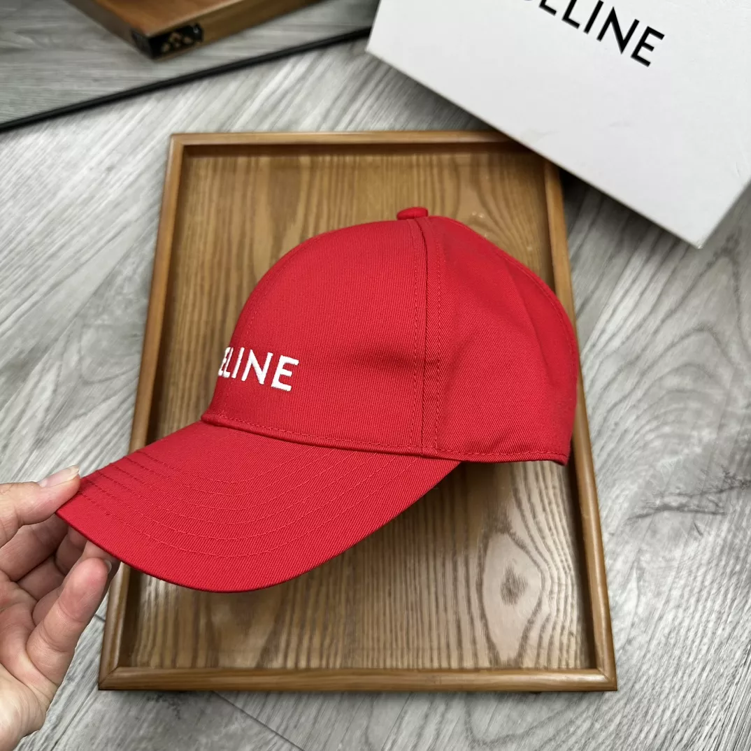 Celine Caps Compact 3878