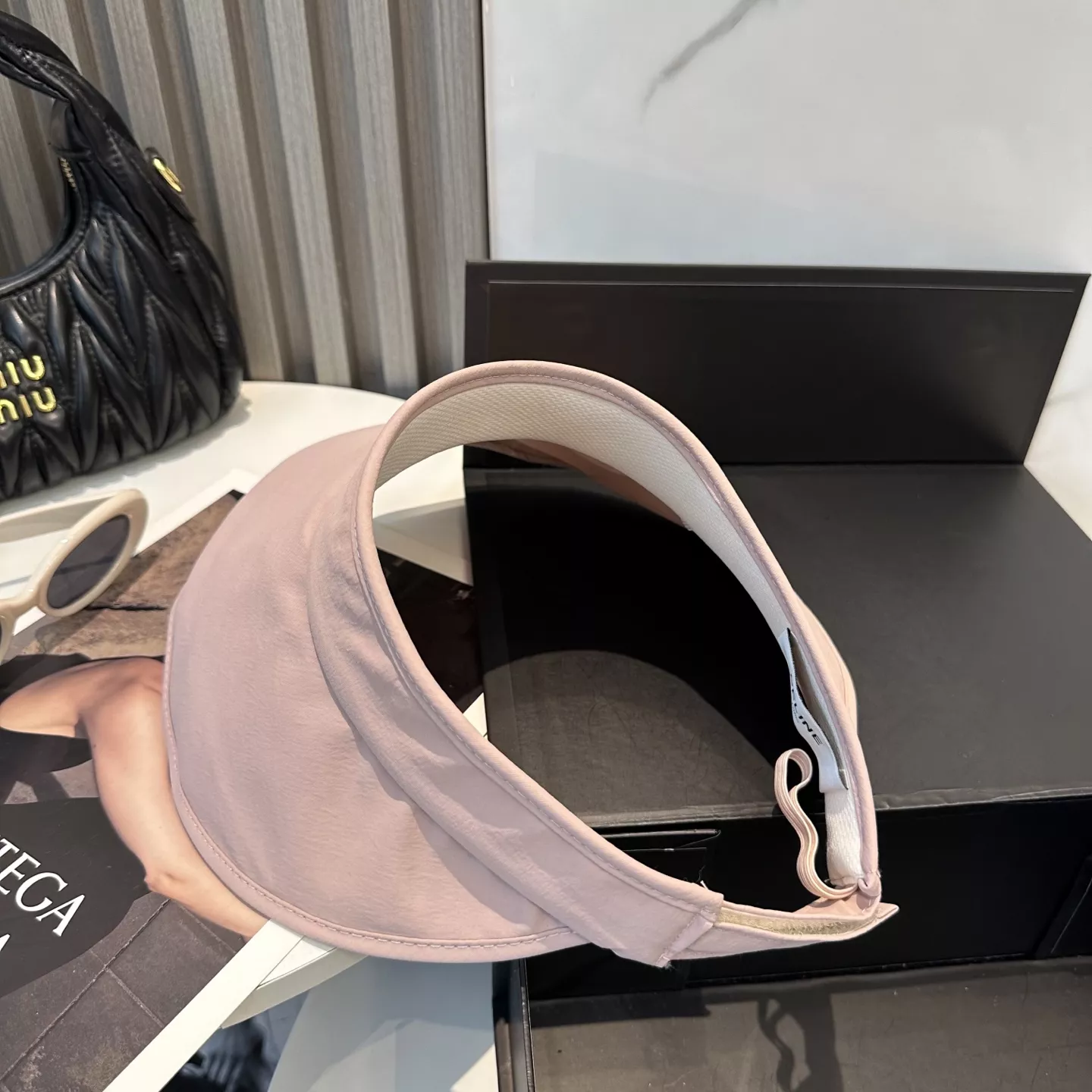 Celine Caps Cozy 8387