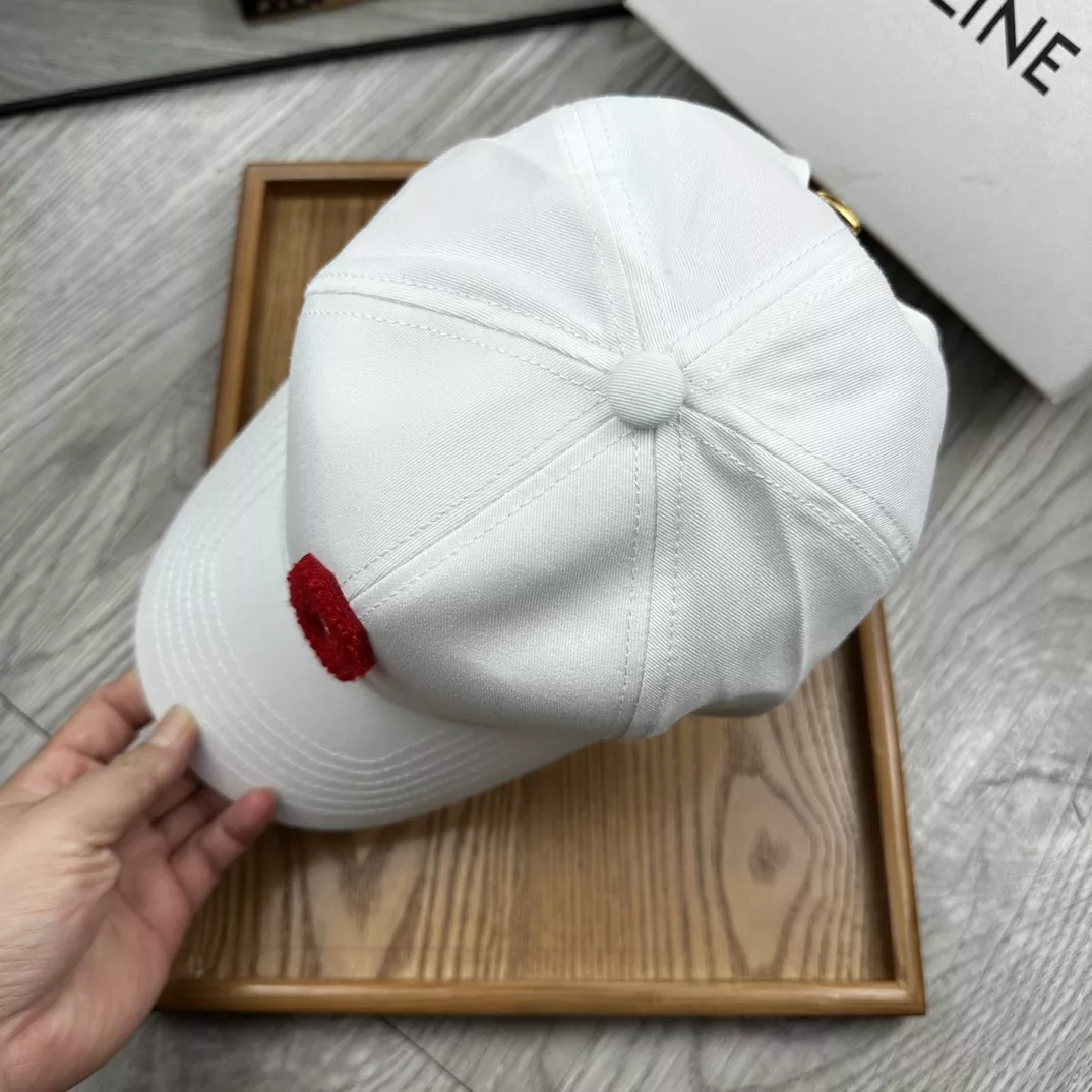Celine Caps Cozy 9531