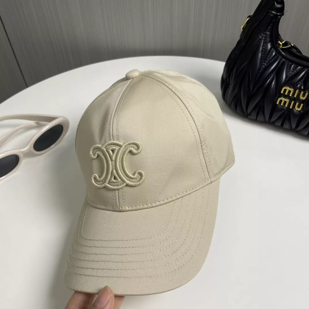Celine Caps Efficient 6310