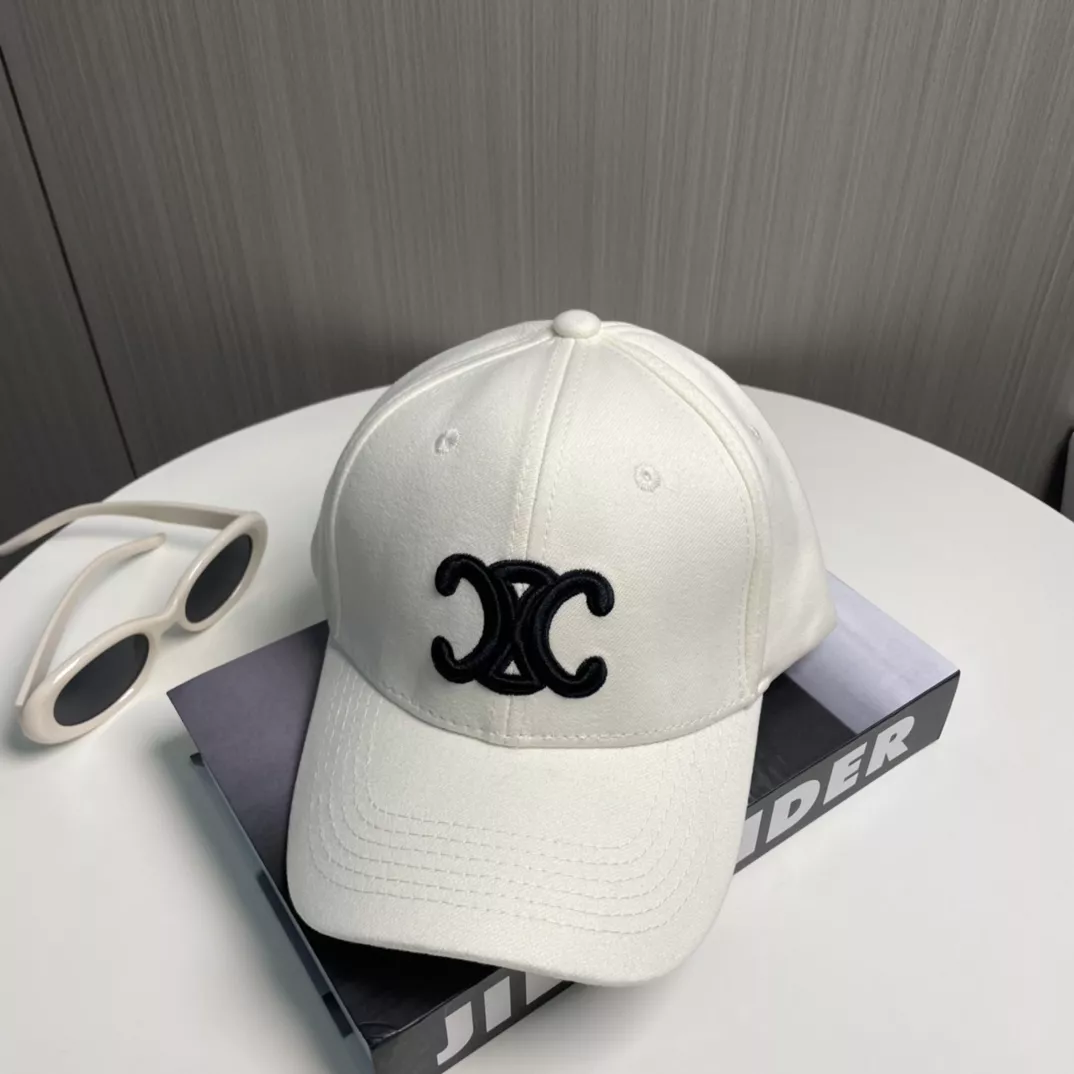 Celine Caps Popular 8227