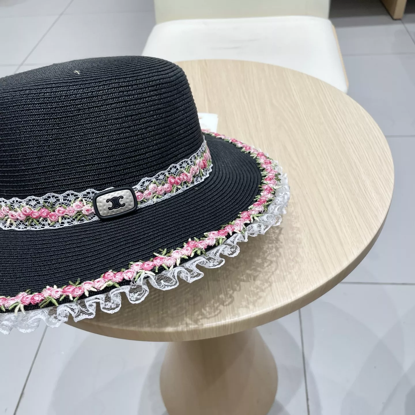 Celine Caps Trendsetting 9403