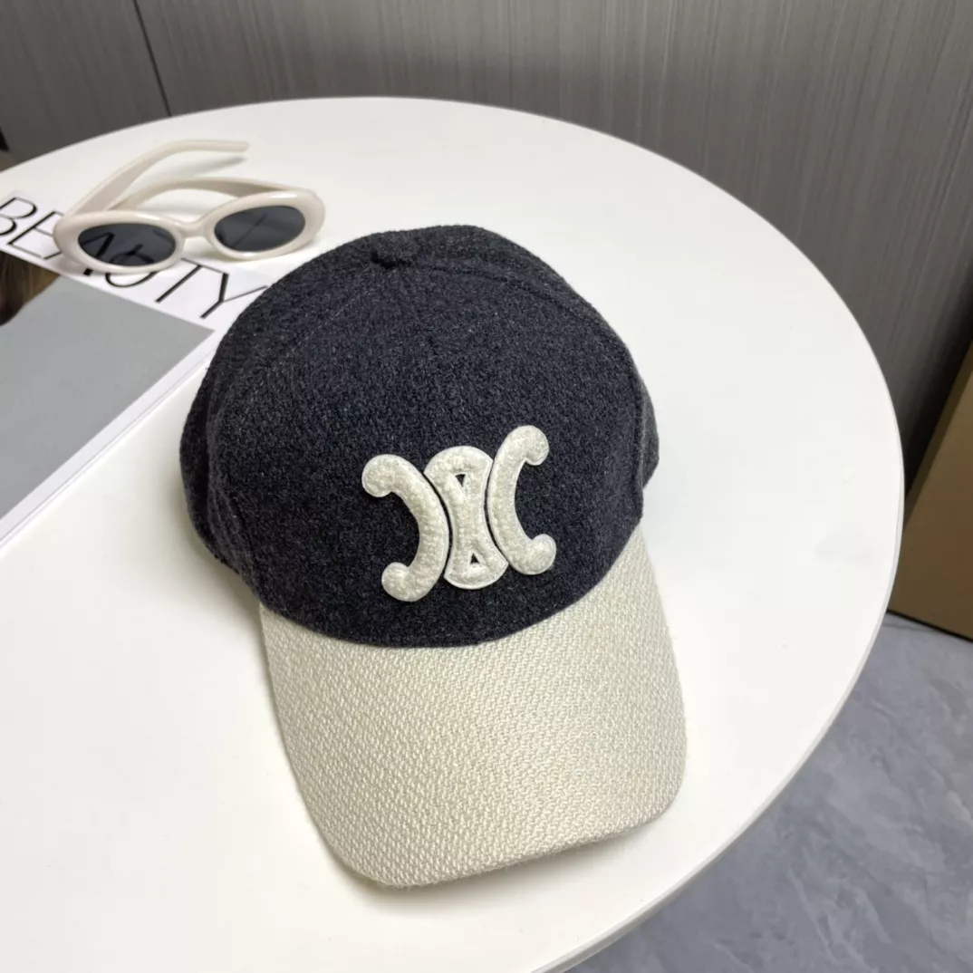 Celine Caps WellDesigned 4666