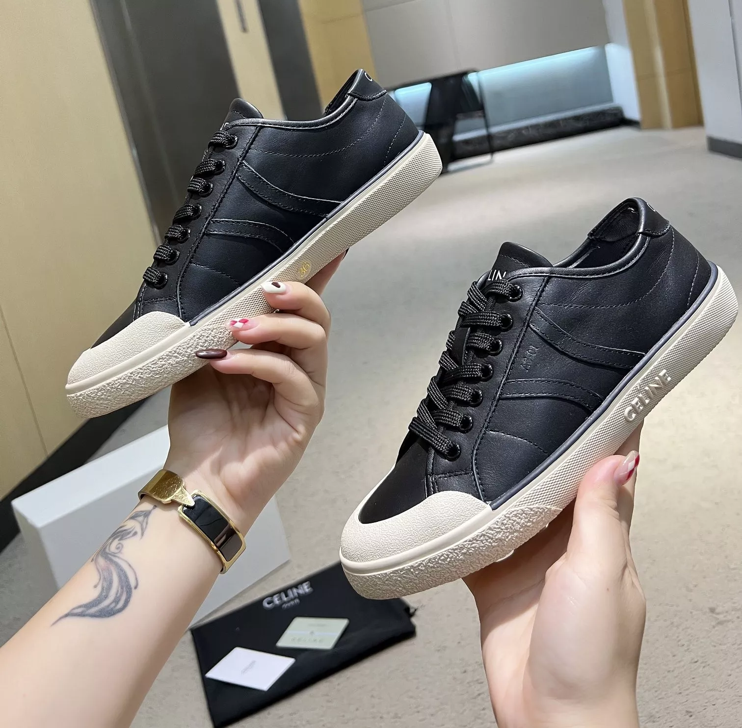 Celine Casual Shoes For Men Elegant 2621