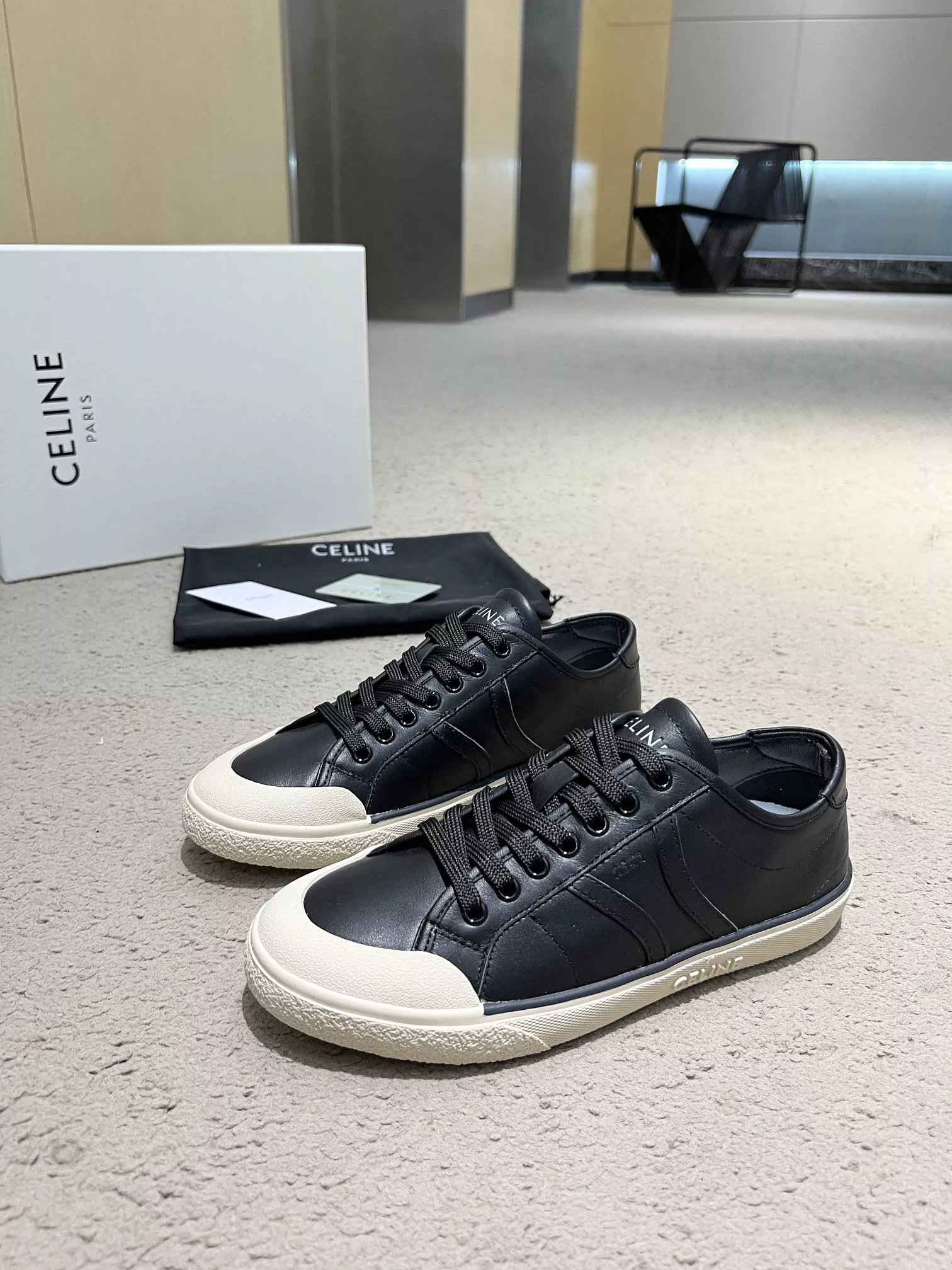 Celine Casual Shoes For Men Elegant 2621