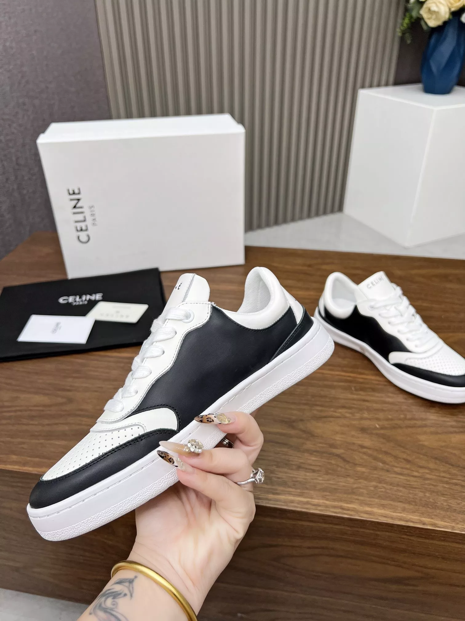 Celine Casual Shoes For Men Vibrant 5578