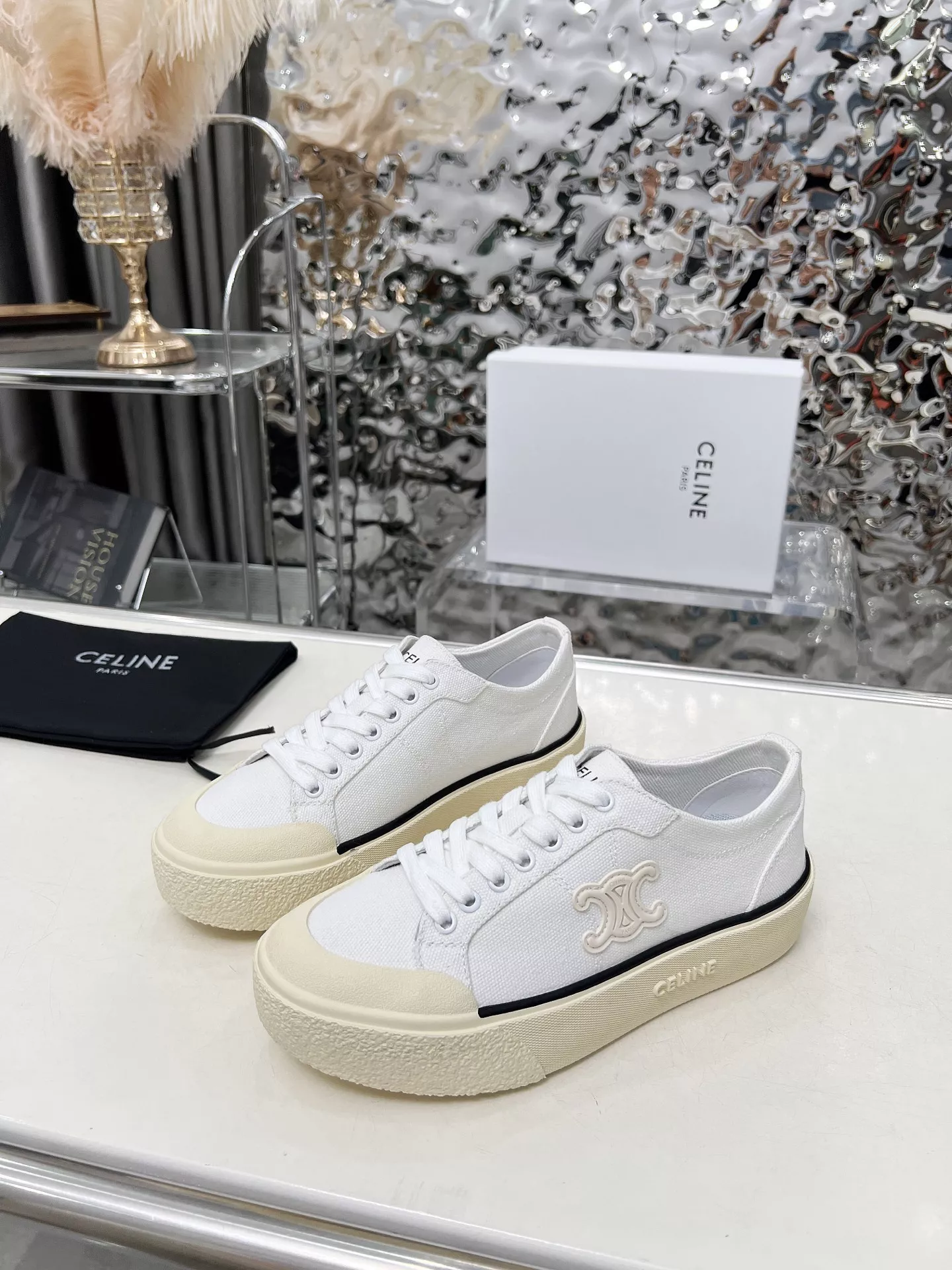Celine Casual Shoes For Women Bright 8322