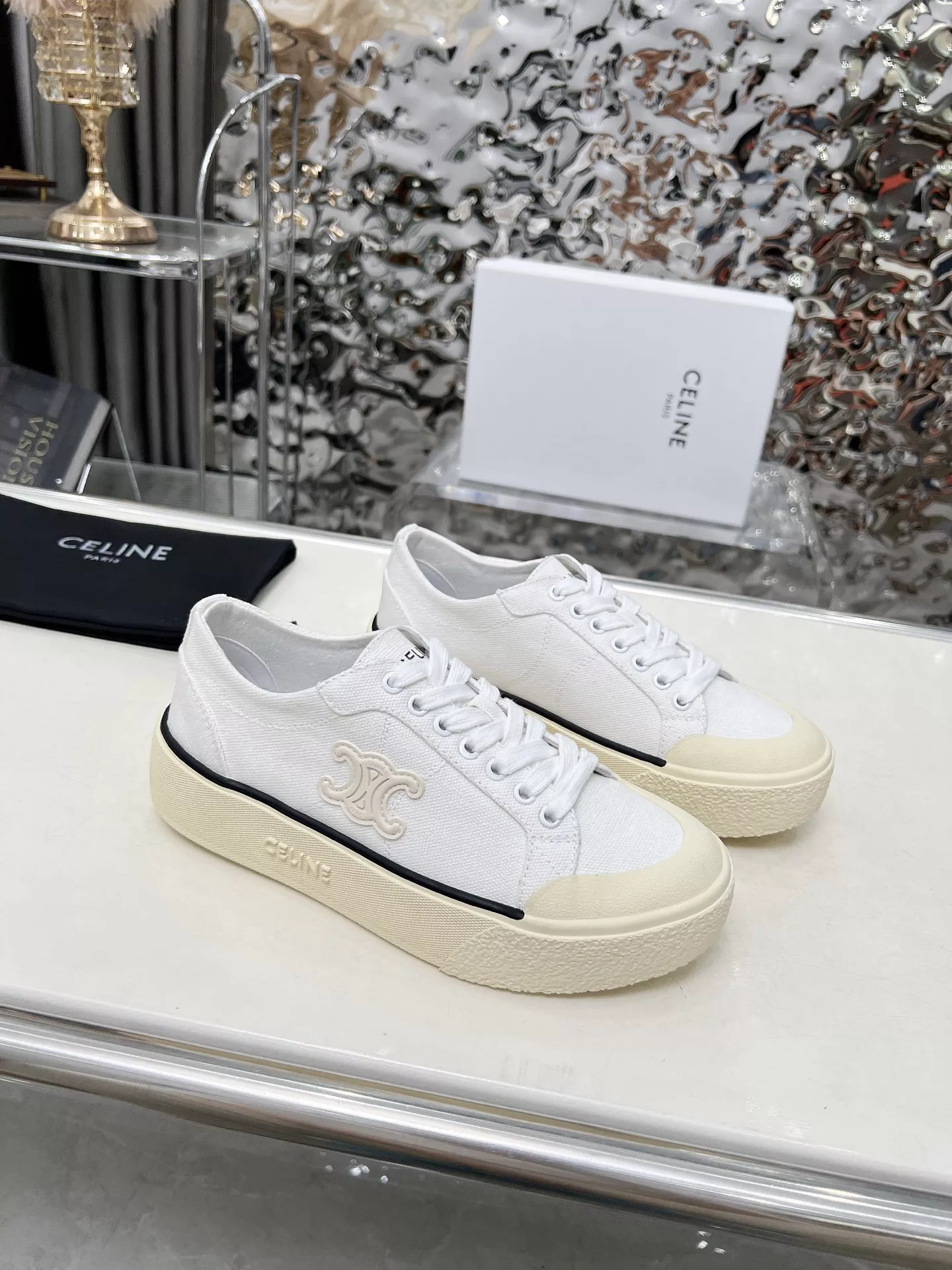 Celine Casual Shoes For Women Bright 8322