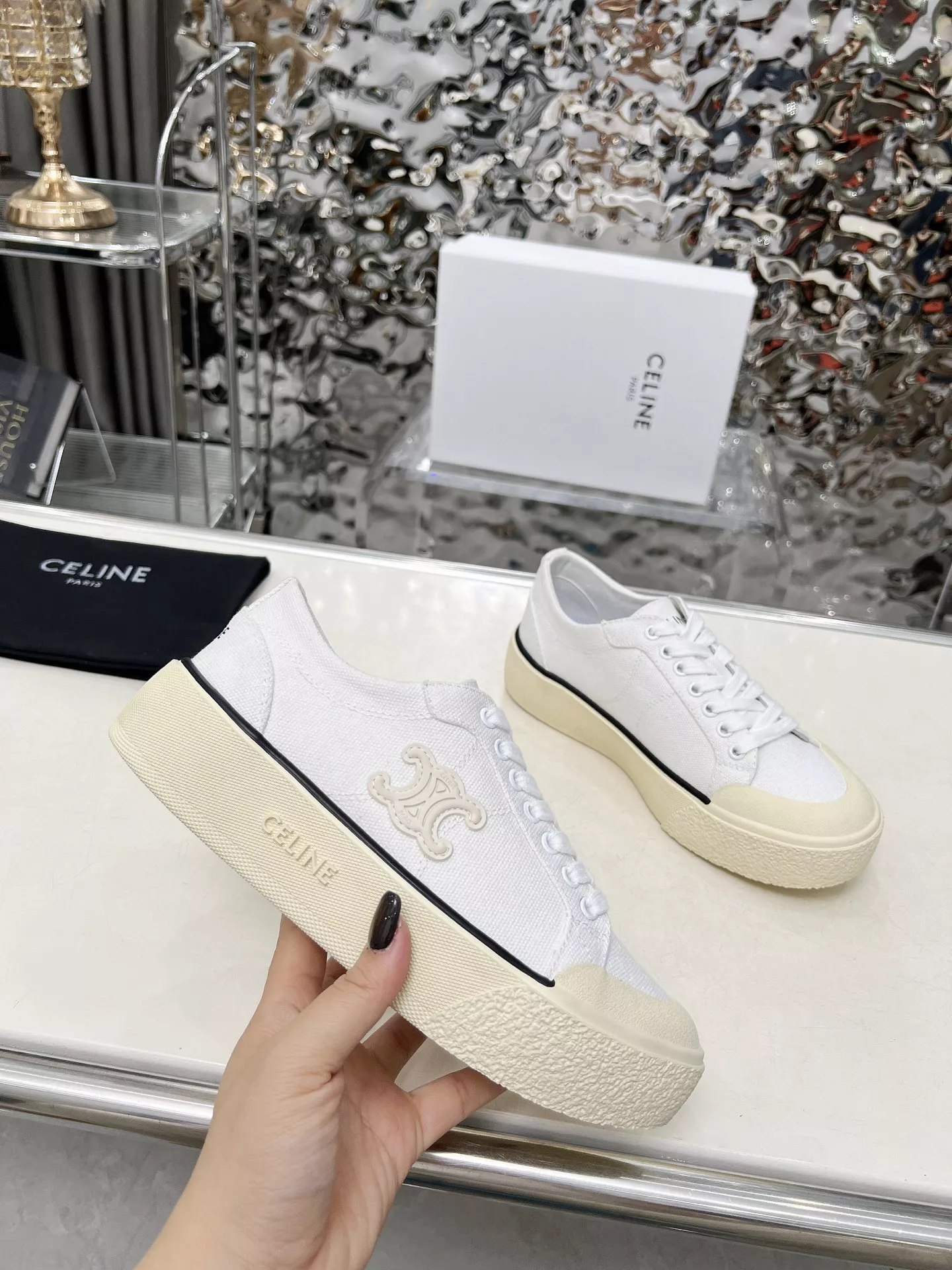 Celine Casual Shoes For Women Bright 8322