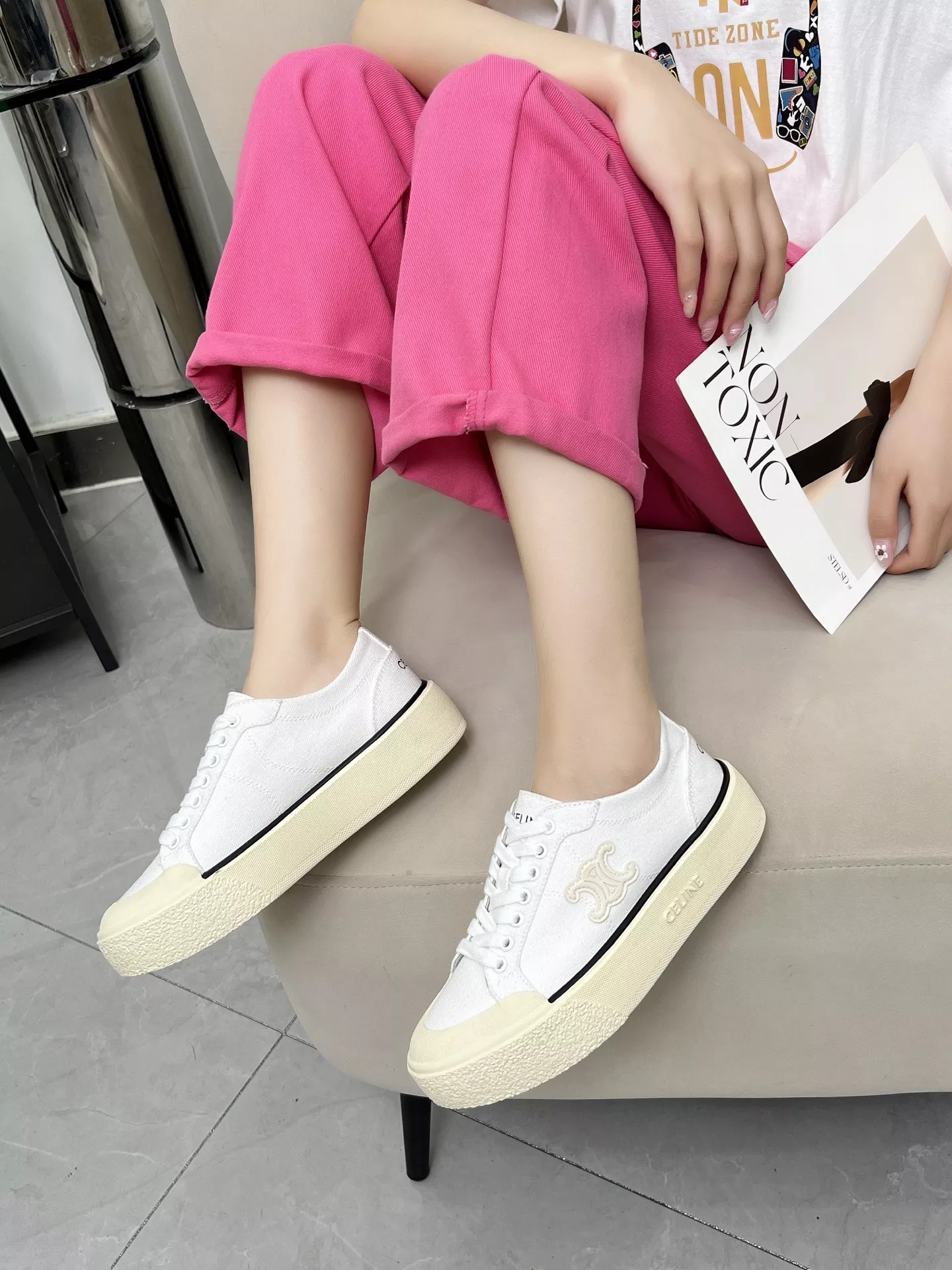 Celine Casual Shoes For Women Bright 8322