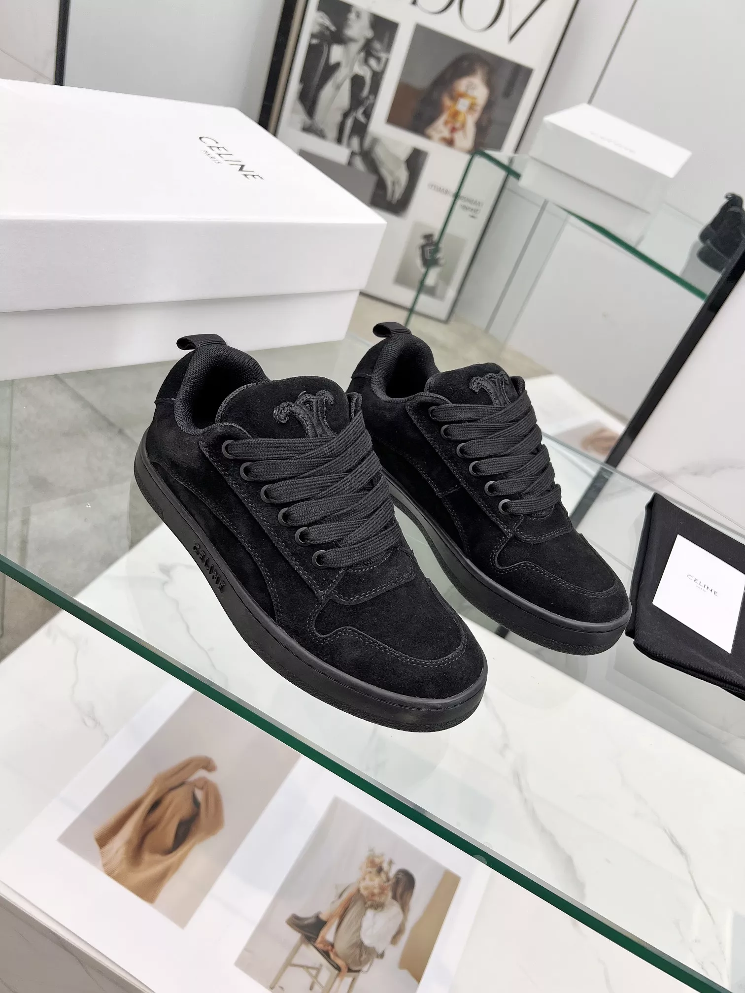 Celine Casual Shoes For Women Durable 9242