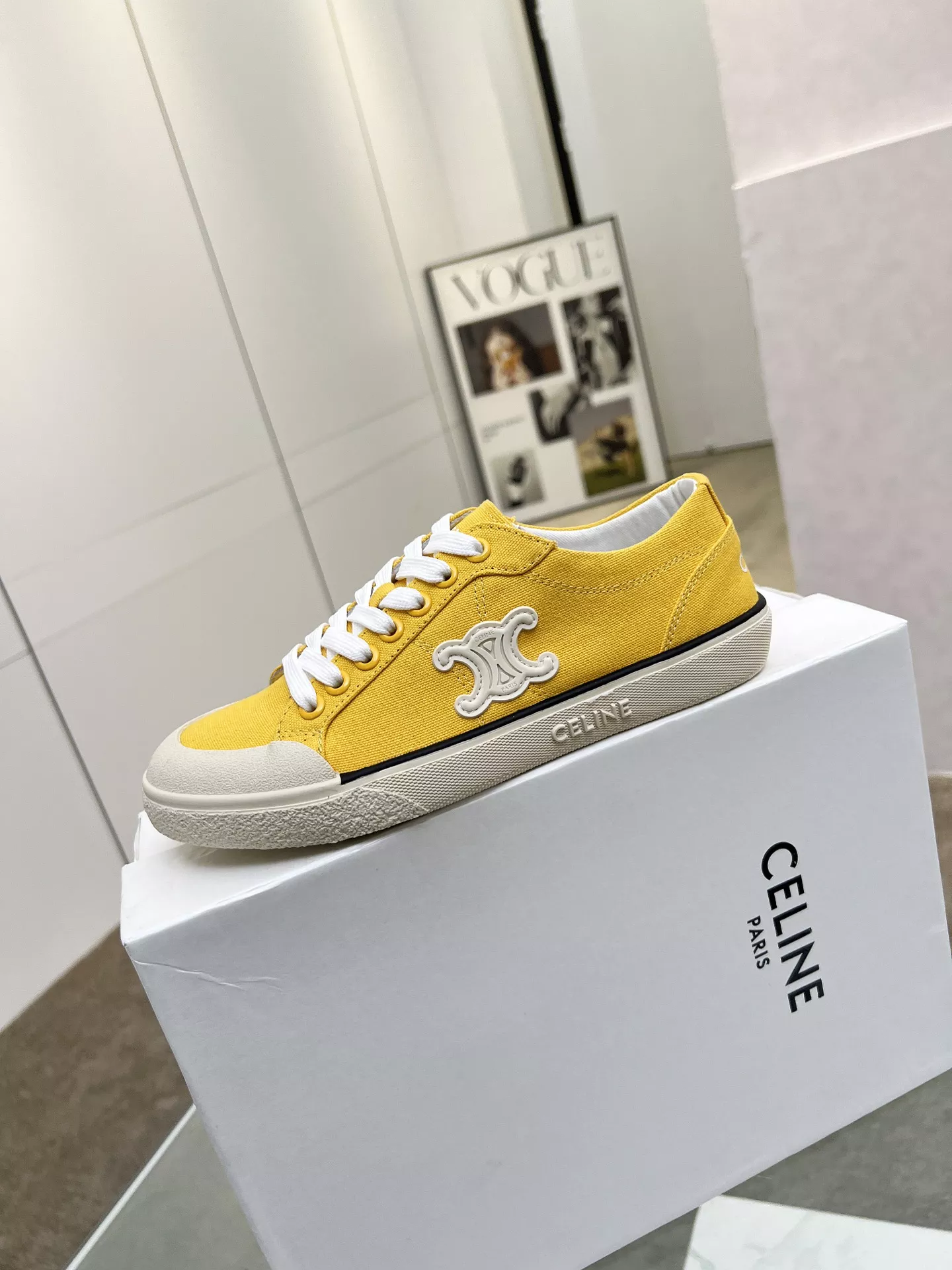 Celine Casual Shoes For Women Fashionable 9182