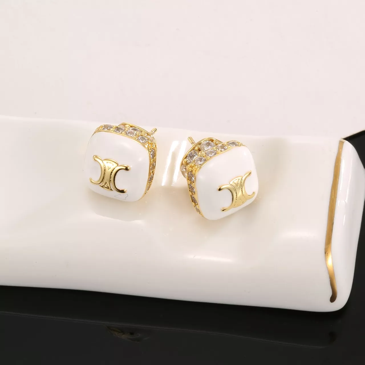 Celine Earrings For Women Durable 5476