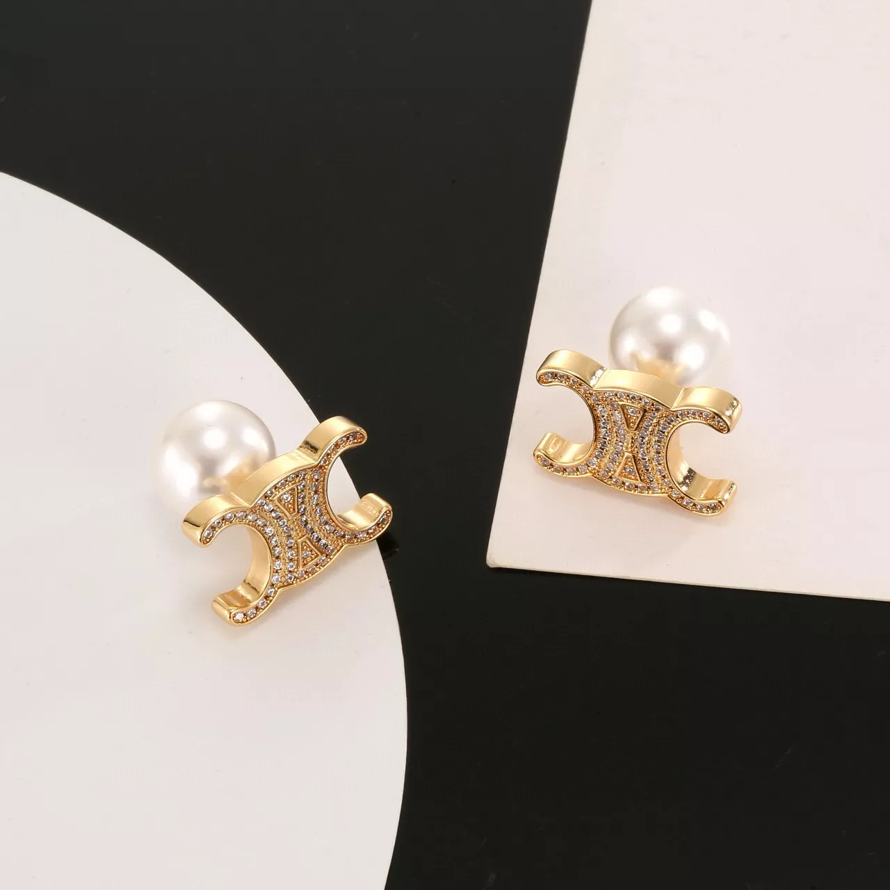 Celine Earrings For Women UrbanStyle 8308