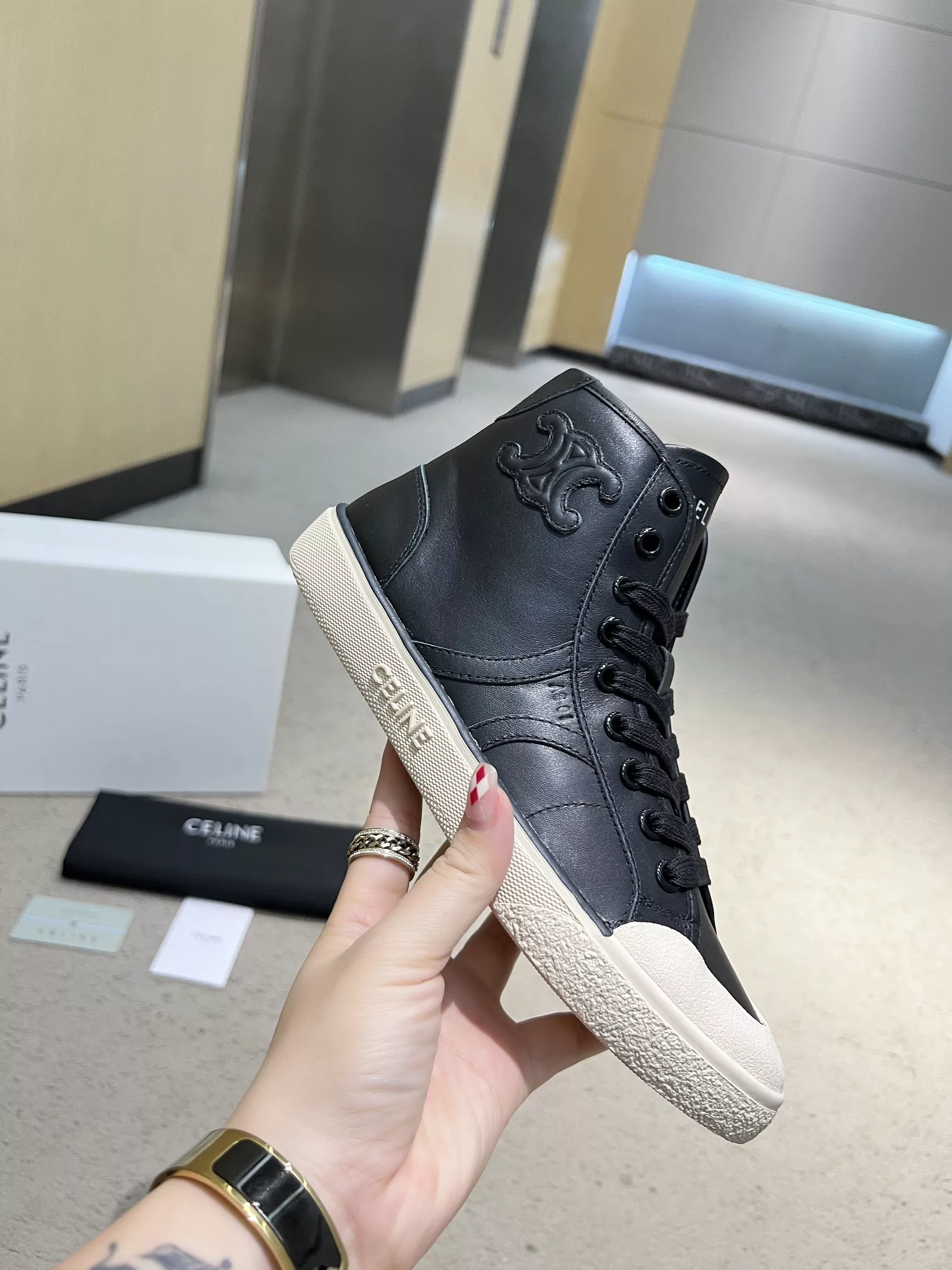 Celine High Top Shoes For Men Versatile 9828