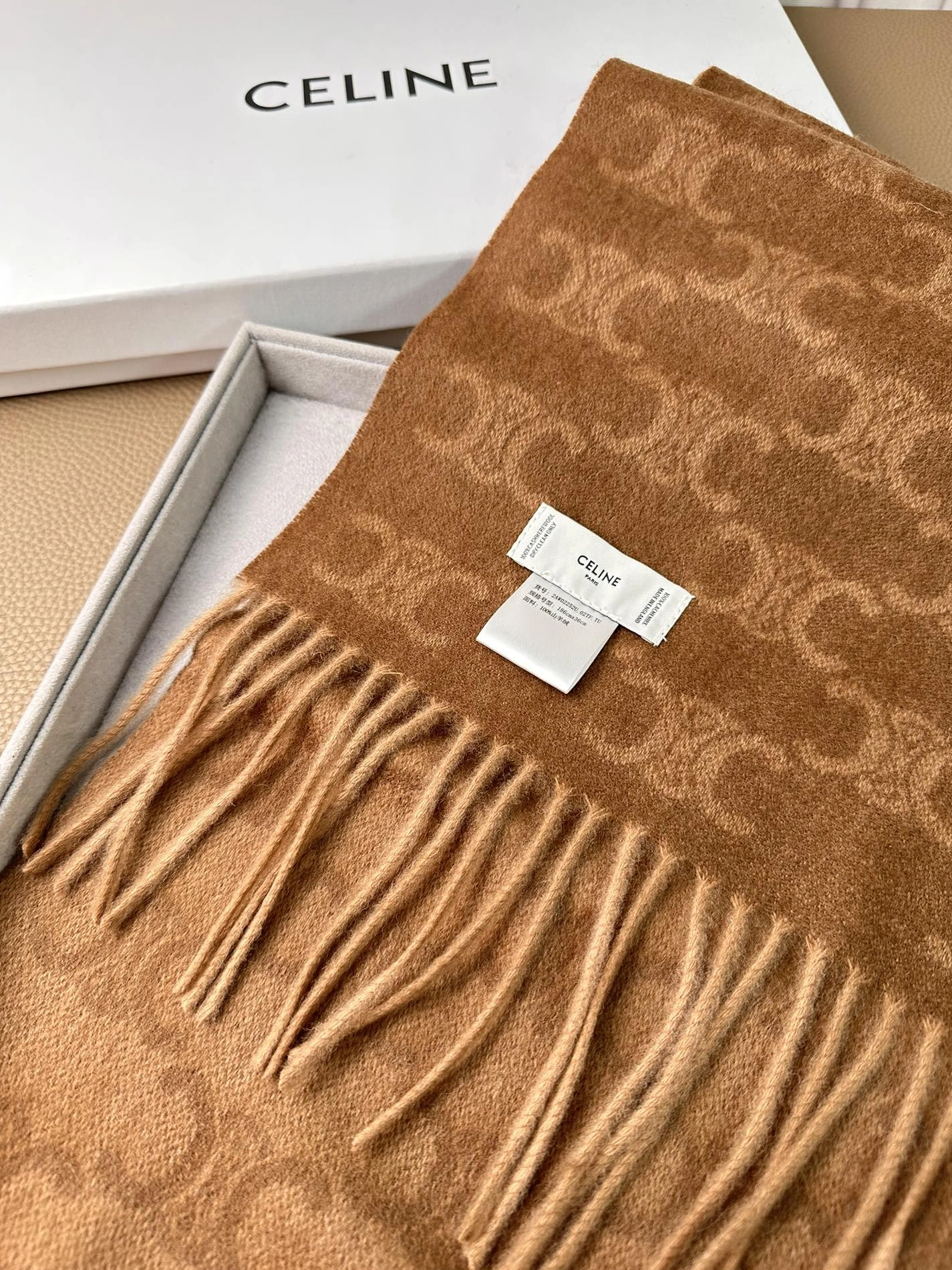 Celine Scarf EasyMatch 2713