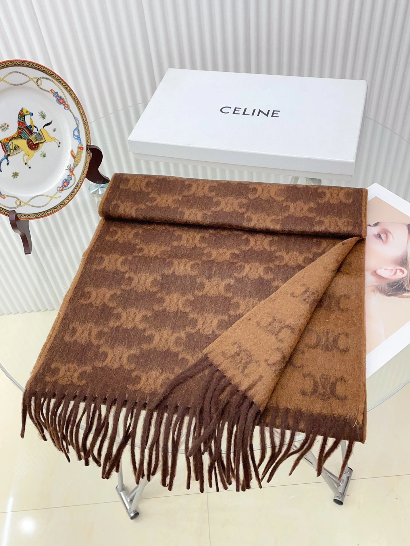 Celine Scarf WellDesigned 9529
