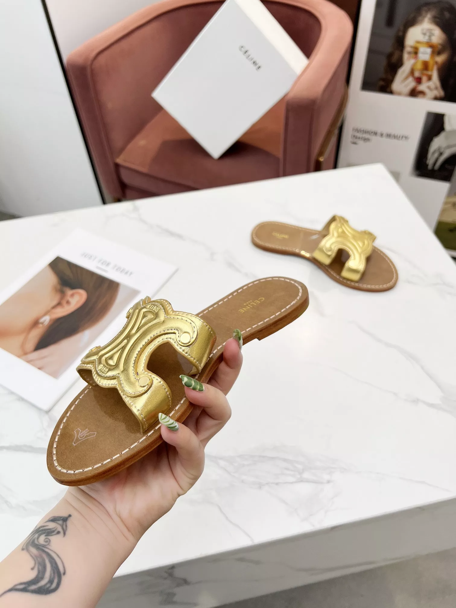 Celine Slippers For Women Breathable 4504