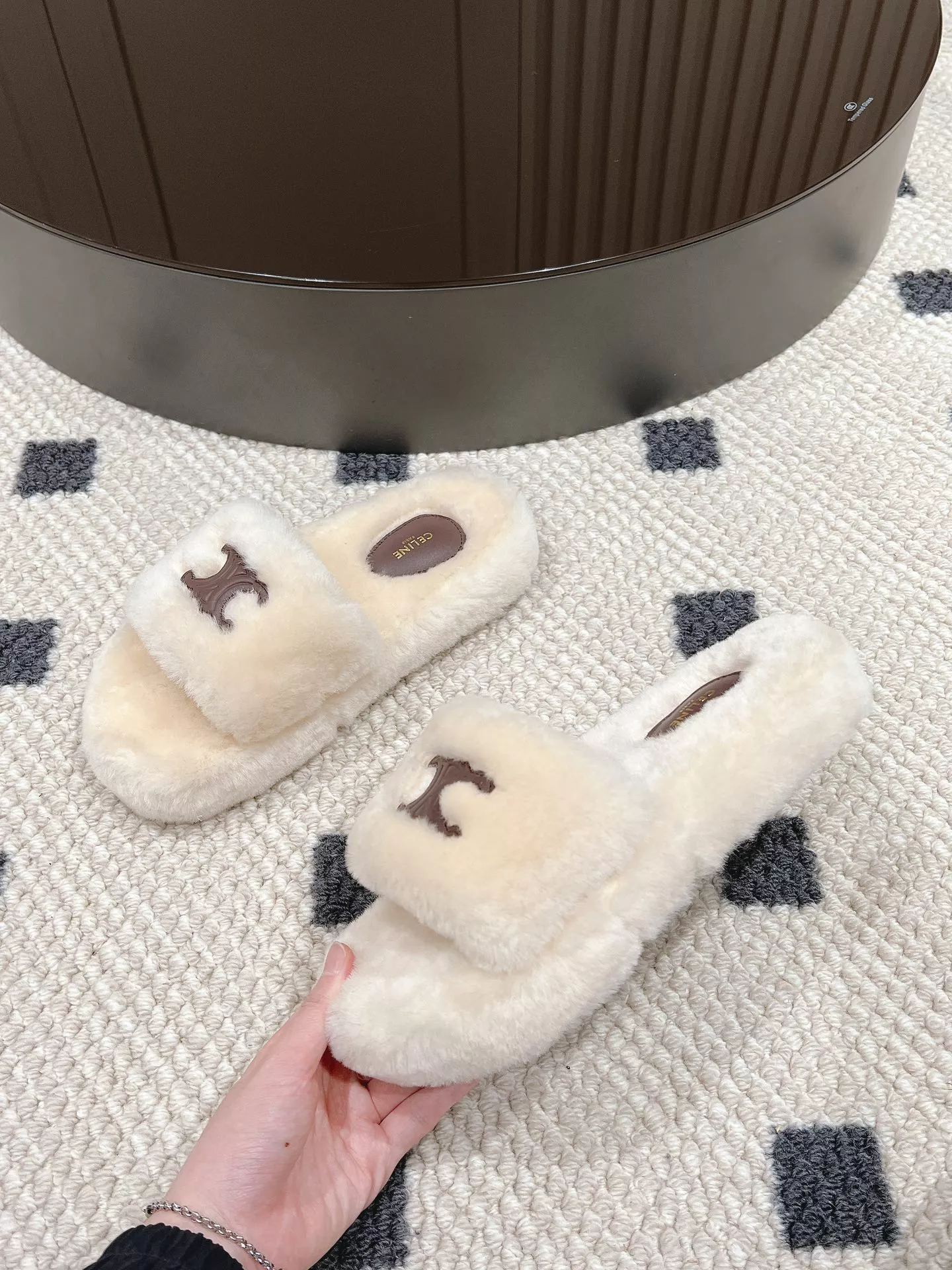 Celine Slippers For Women Sophisticated 3773