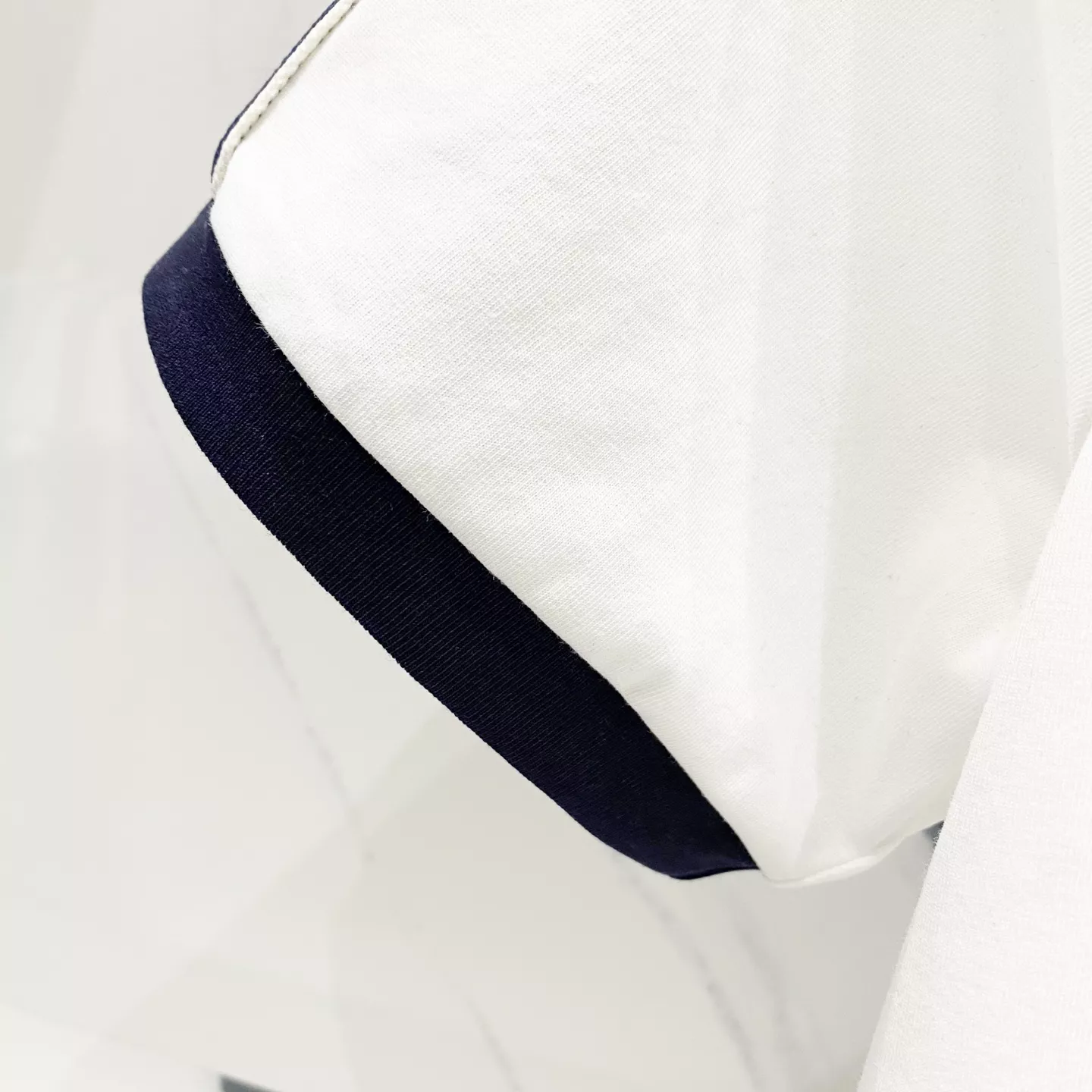 Celine T-Shirts Short Sleeved For Women Minimalist 2883