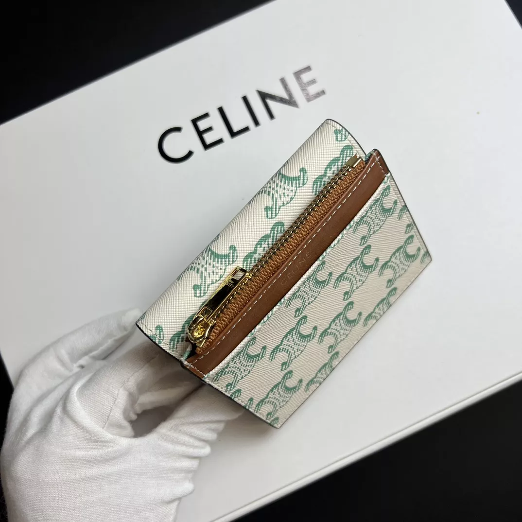 Celine Wallets EyeCatching 5044