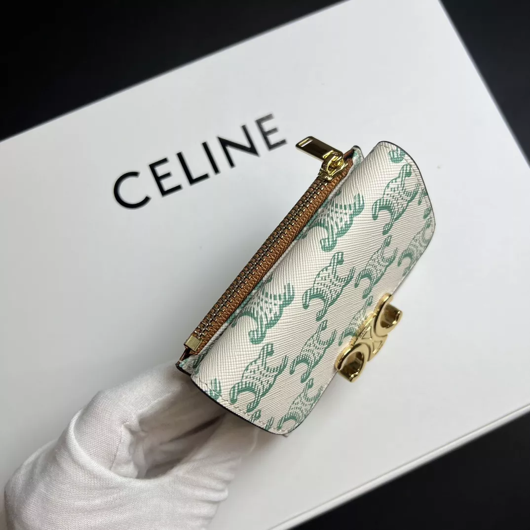 Celine Wallets EyeCatching 5044