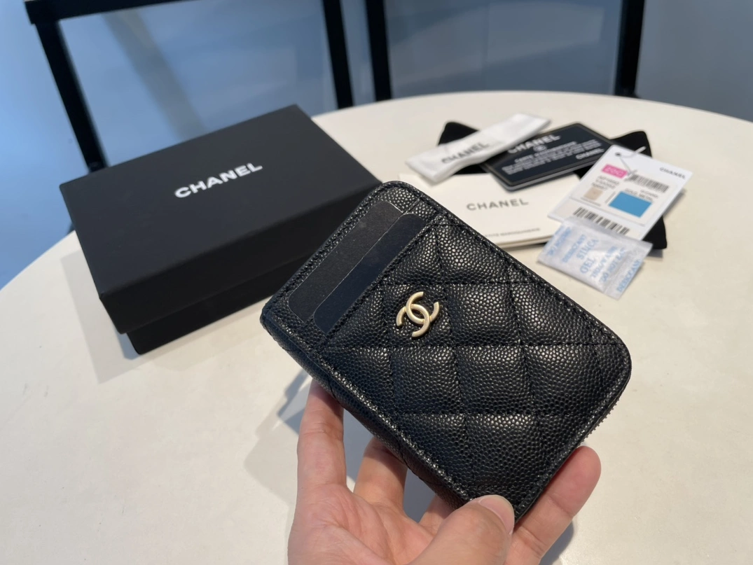Chanel AAA Quality Card Case For Women Sleek 1599