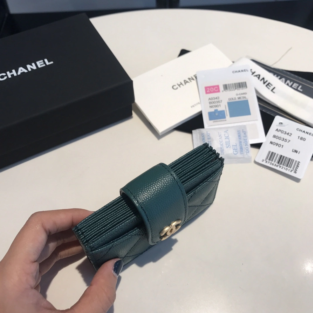 Chanel AAA Quality Card Case For Women Vibrant 2636