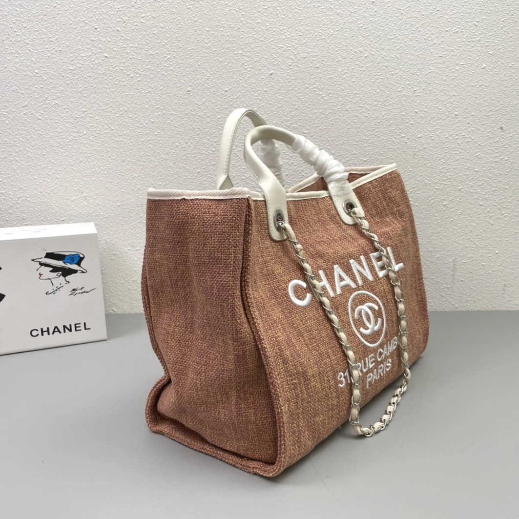 Chanel AAA Quality Handbags For Women BestValue 573