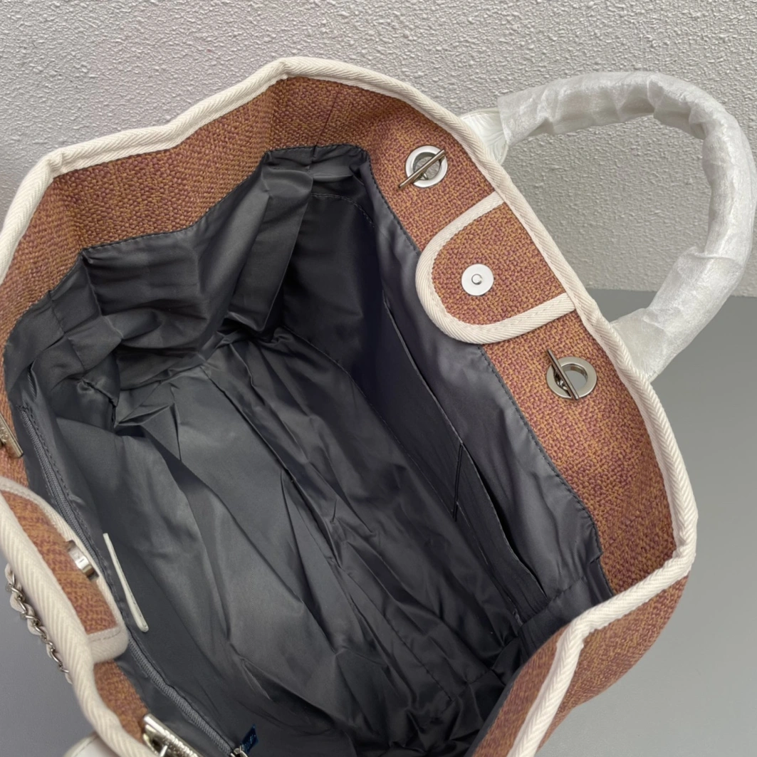 Chanel AAA Quality Handbags For Women BestValue 573