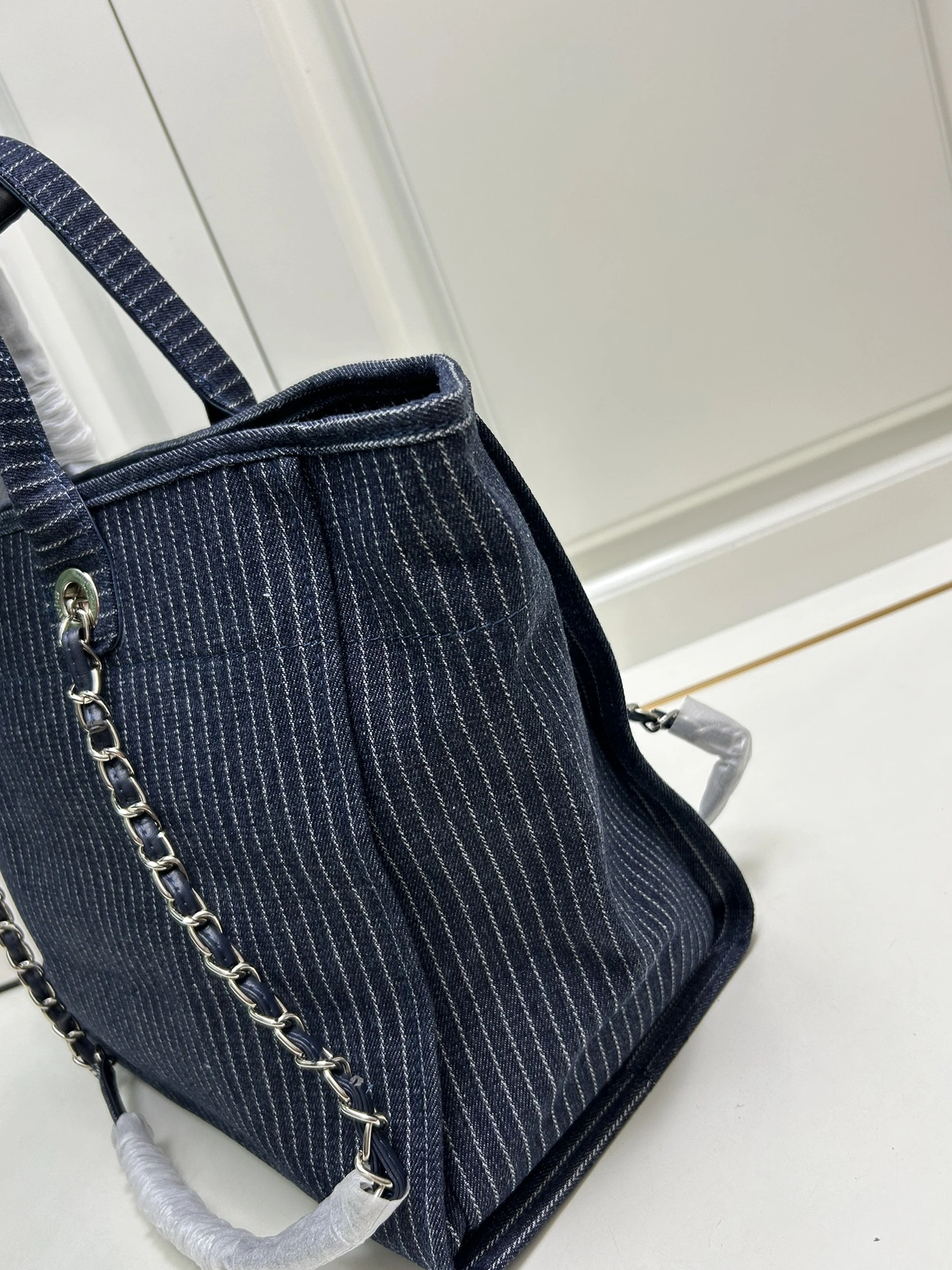 Chanel AAA Quality Handbags For Women HighQuality 9494