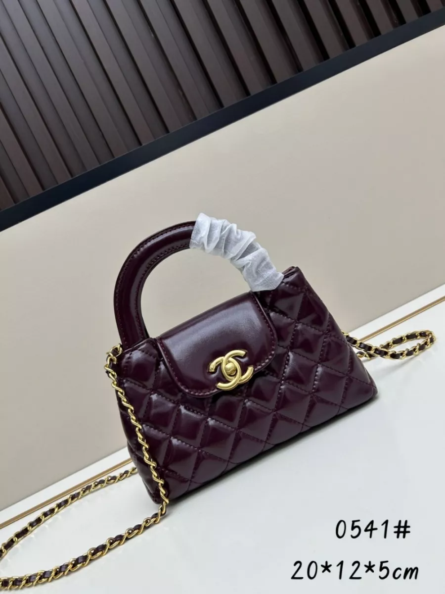 Chanel AAA Quality Handbags For Women Timeless 6940