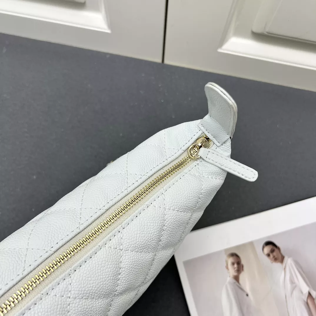 Chanel AAA Quality Handbags For Women Unique 3043