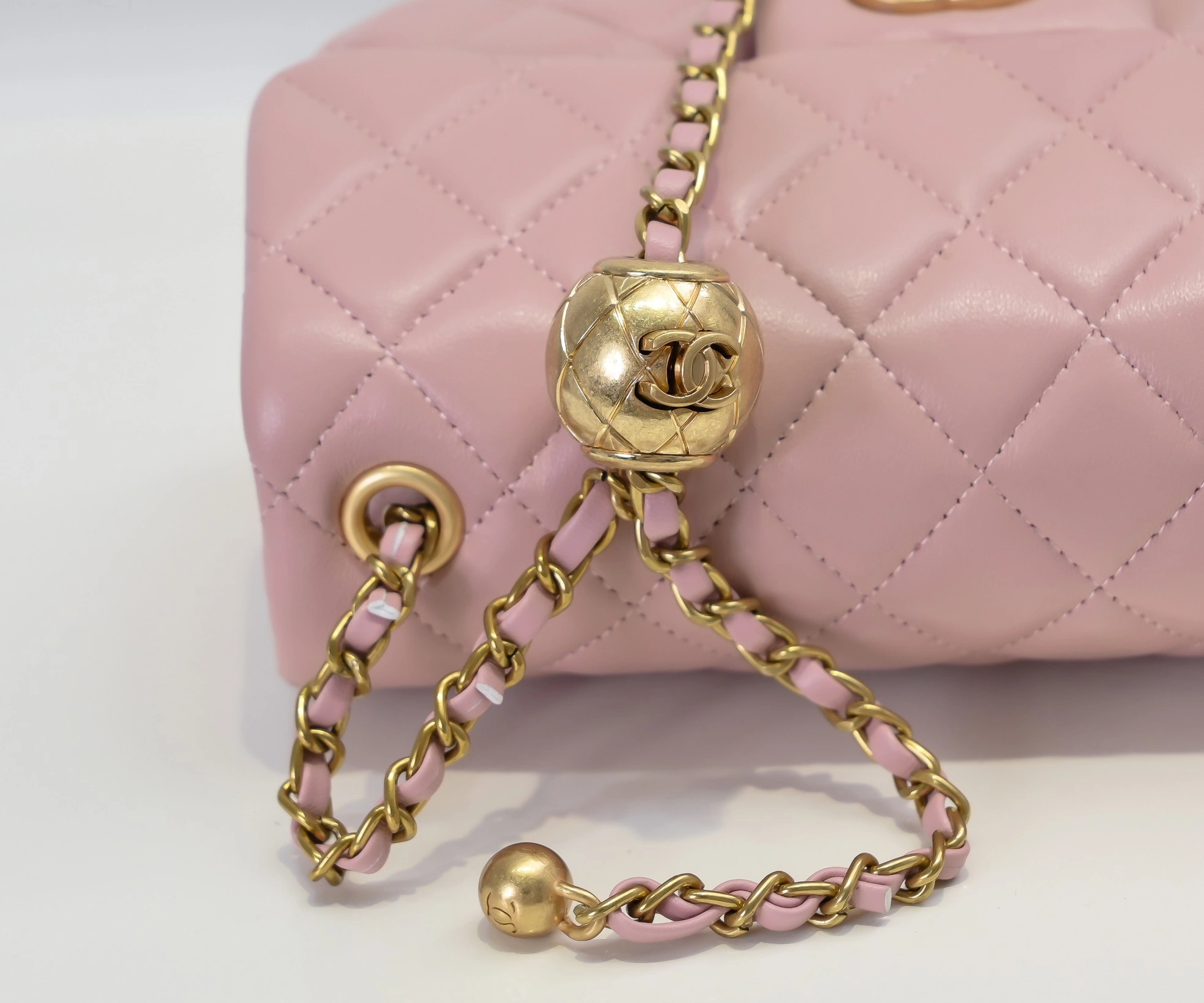 Chanel AAA Quality Messenger Bags Bright 2048
