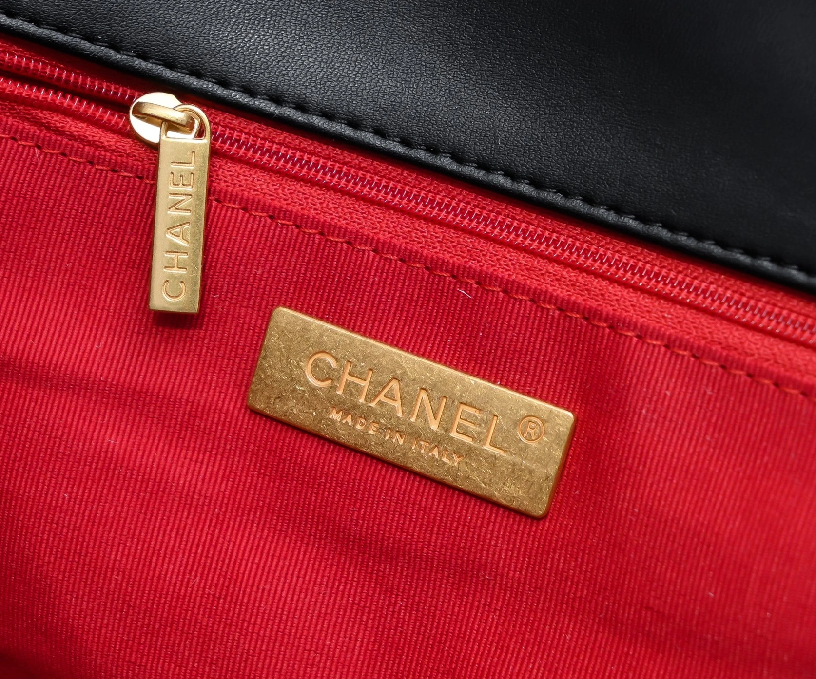 Chanel AAA Quality Messenger Bags EasyMatch 3452