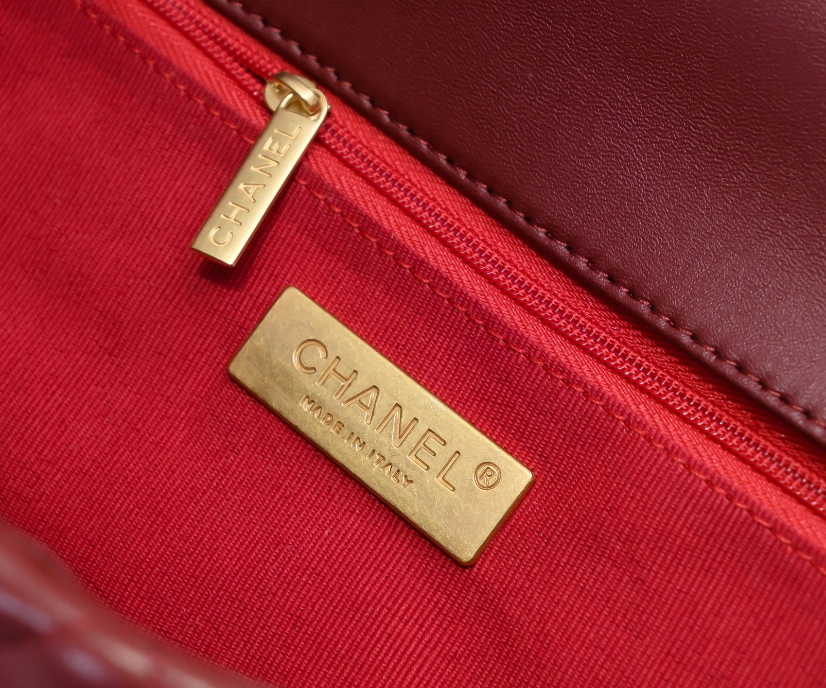 Chanel AAA Quality Messenger Bags Elegant 3982