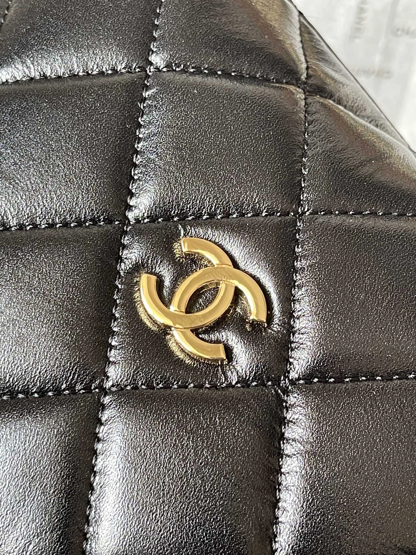 Chanel AAA Quality Messenger Bags For Unisex Durable 7690