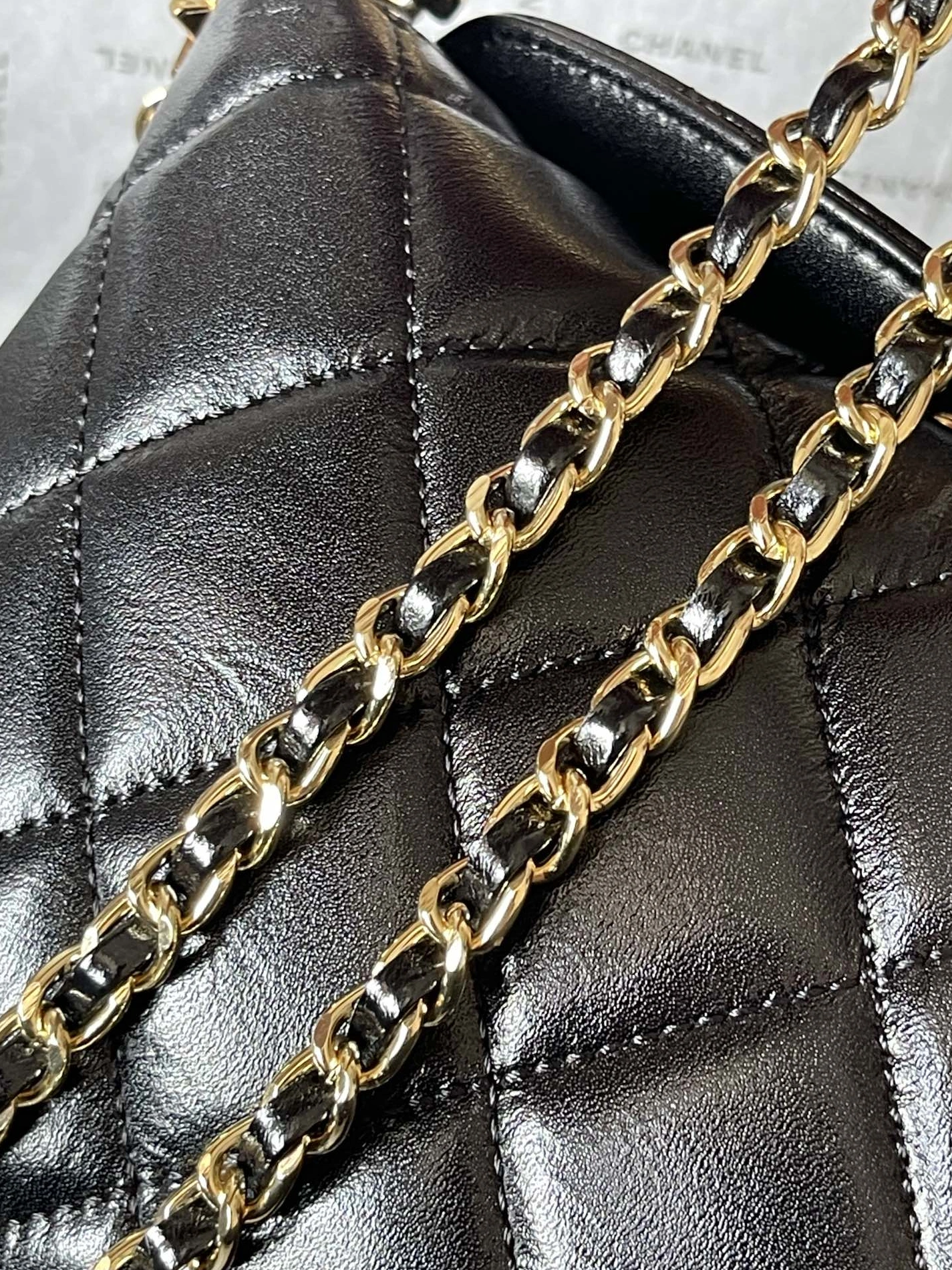 Chanel AAA Quality Messenger Bags For Unisex Durable 7690