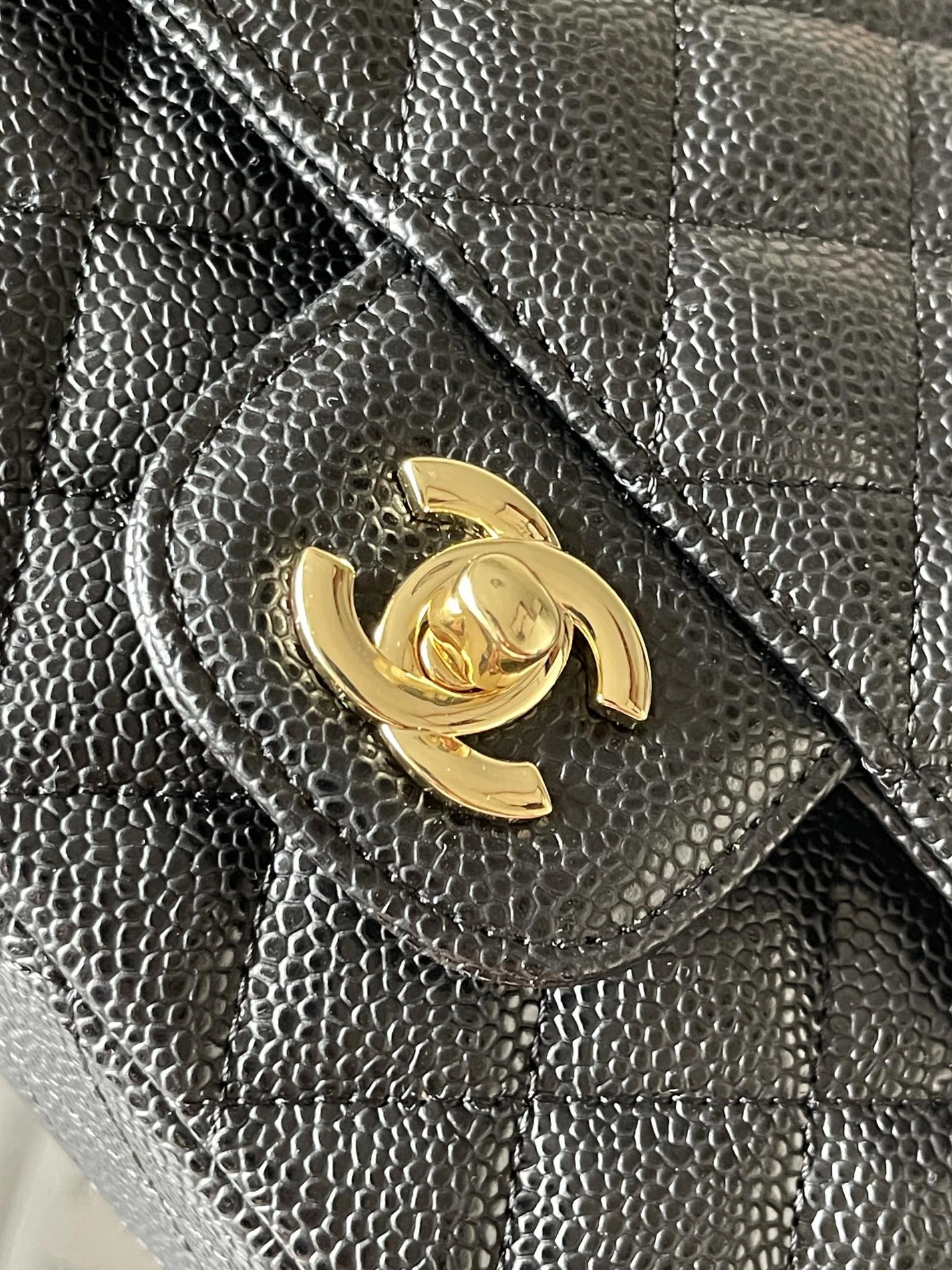 Chanel AAA Quality Messenger Bags For Women Affordable 1891