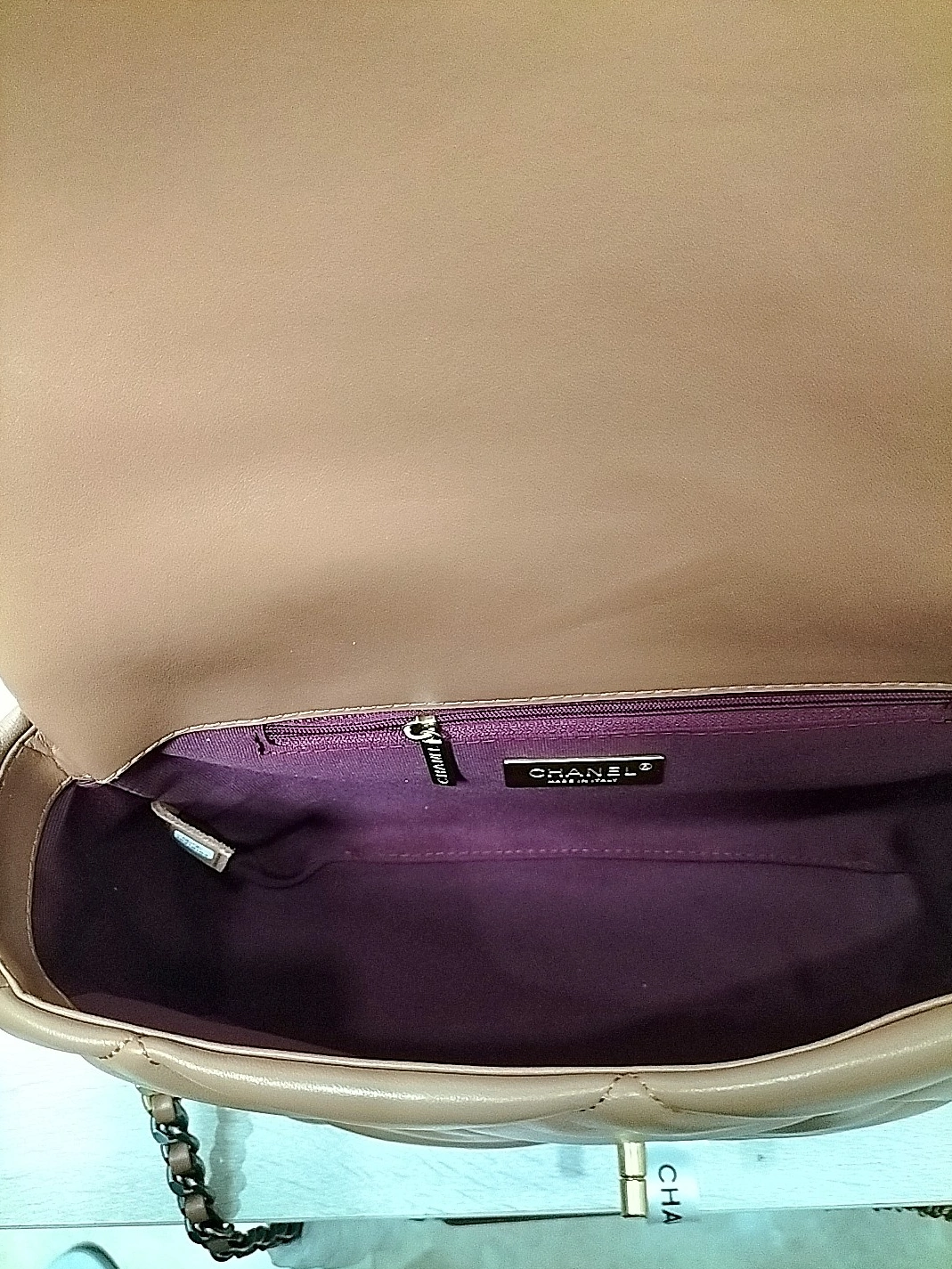 Chanel AAA Quality Messenger Bags For Women AllSeason 3859