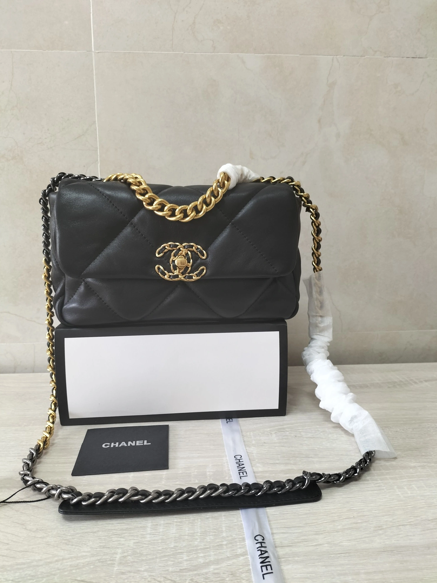 Chanel AAA Quality Messenger Bags For Women AllSeason 4983