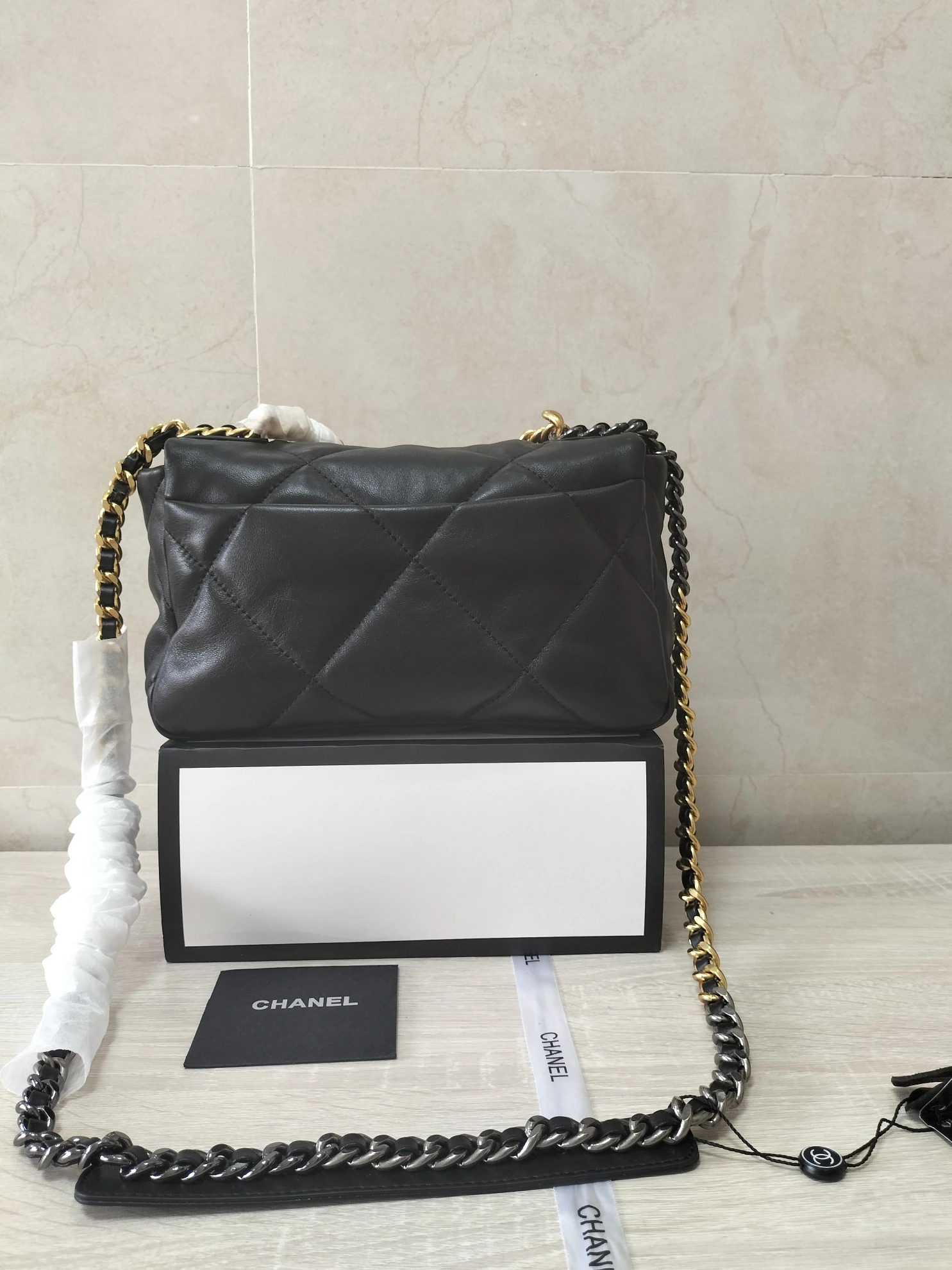 Chanel AAA Quality Messenger Bags For Women AllSeason 4983