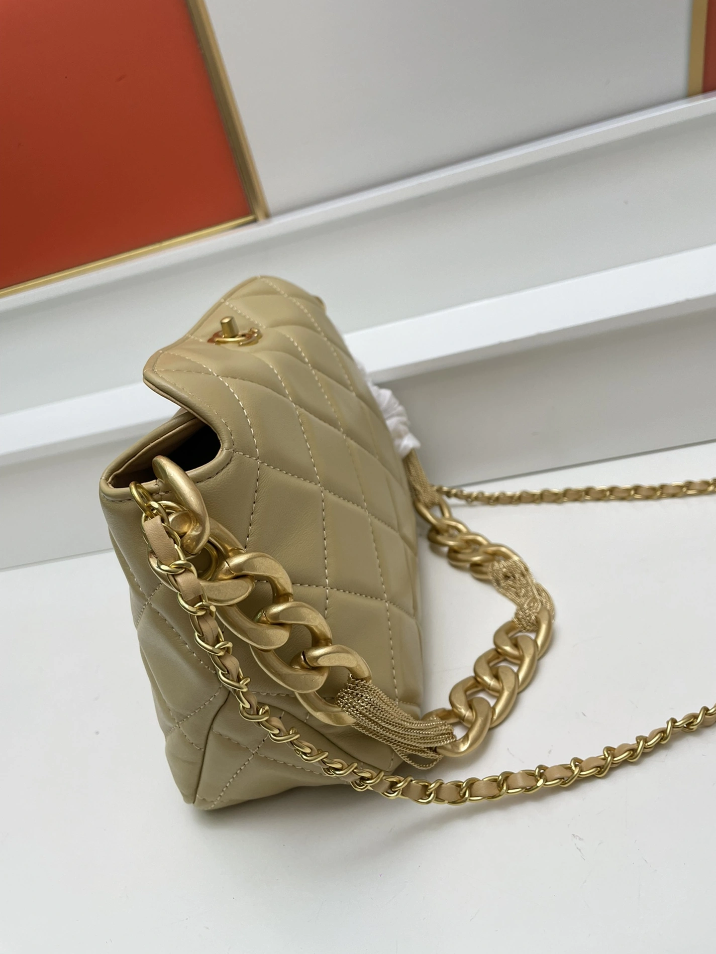 Chanel AAA Quality Messenger Bags For Women AllSeason 6537